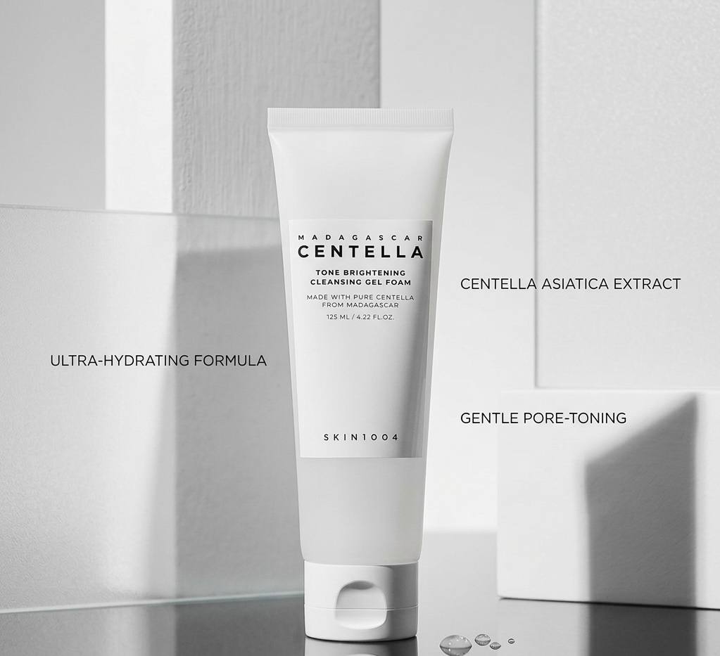 Skin1004 Madagascar Centella Tone Brightening Cleansing Gel Foam 125ml